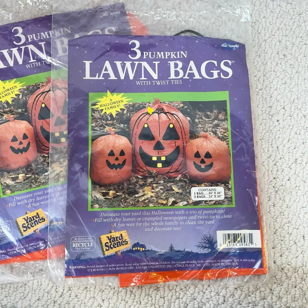 Assorted lawn bags